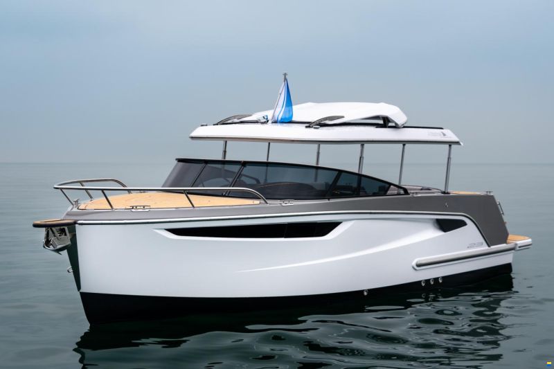 Alfastreet 23 Cabin
