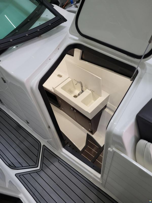 Monterey 378SE Bowrider