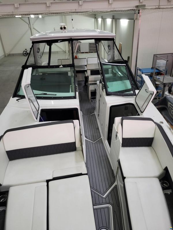 Monterey 378SE Bowrider