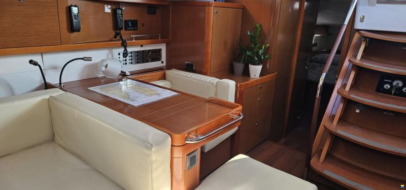 Beneteau Oceanis 60