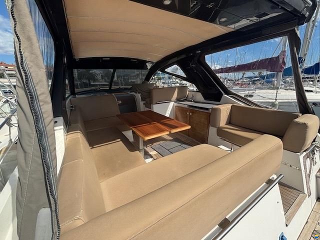 Sealine SC35