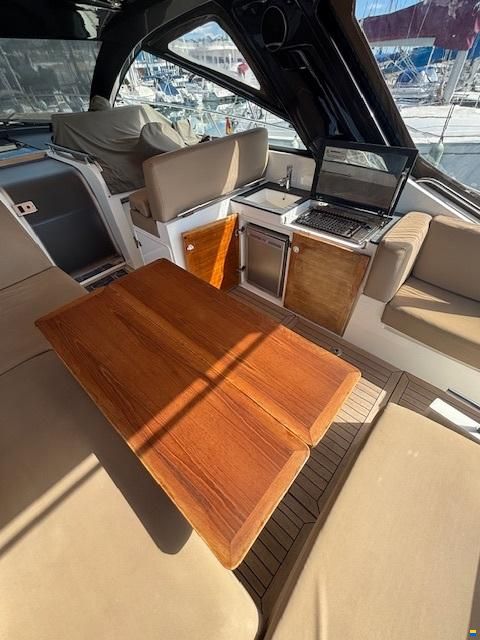 Sealine SC35