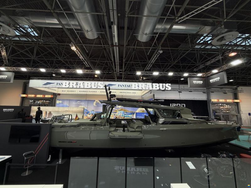 Brabus Shadow 1500 Cross Top