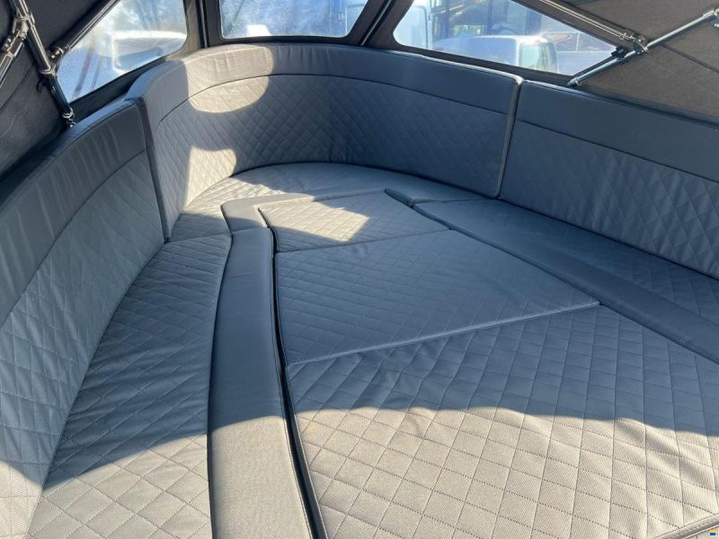 Maxima 650 Flying lounge eindejaars aanbieding!