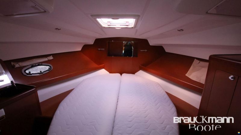 Beneteau Antares 30