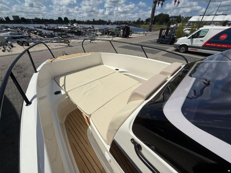 Quicksilver 705 Open
