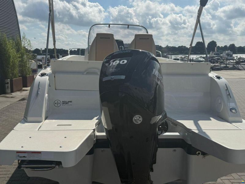 Quicksilver 605 Open