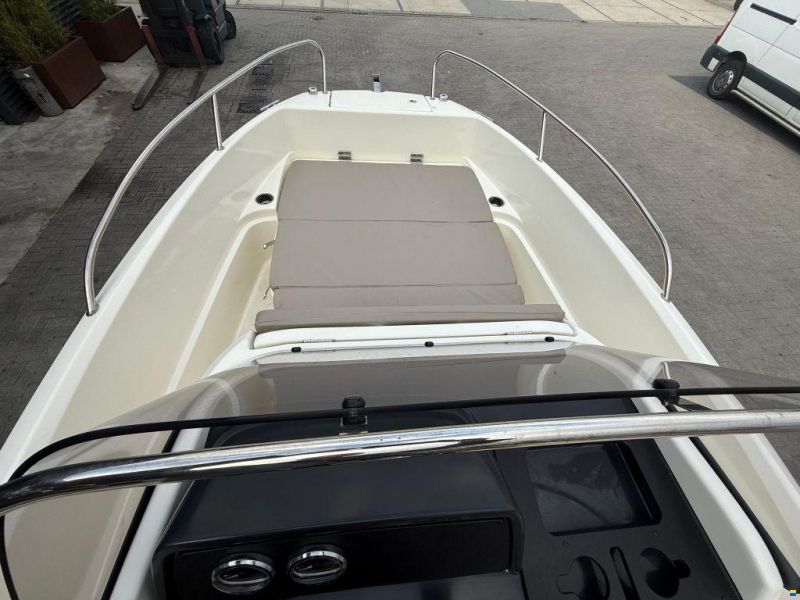 Quicksilver 605 Open
