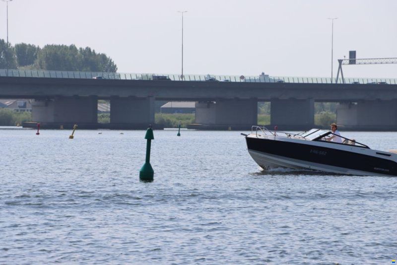 Quicksilver 675 Bowrider