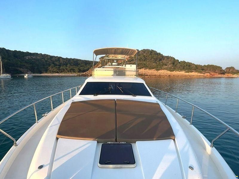Ferretti 620