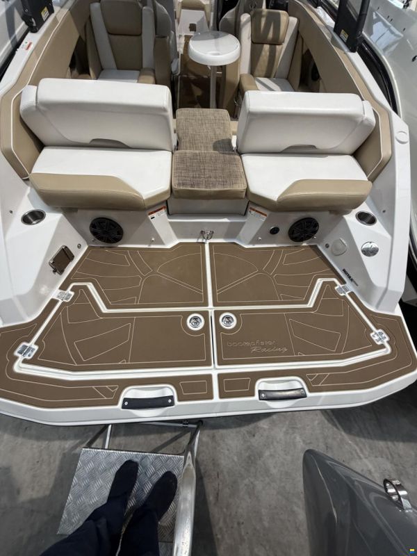Scarab 255 HO Platinum