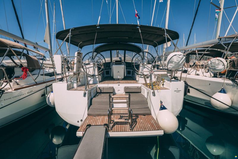 Jeanneau 54