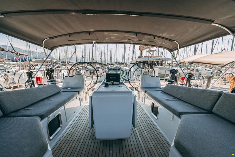 Jeanneau 54