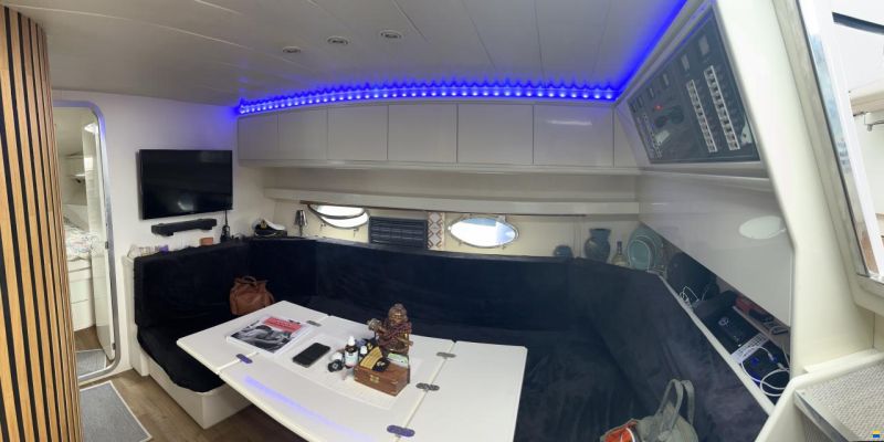 Pershing 40