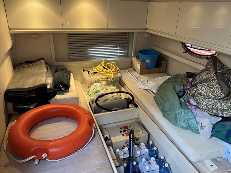 Pershing 40