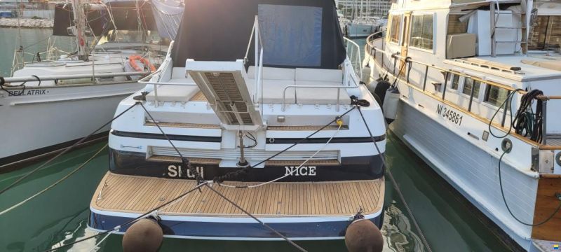 Pershing 40