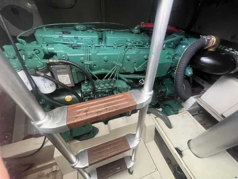 Pershing 40