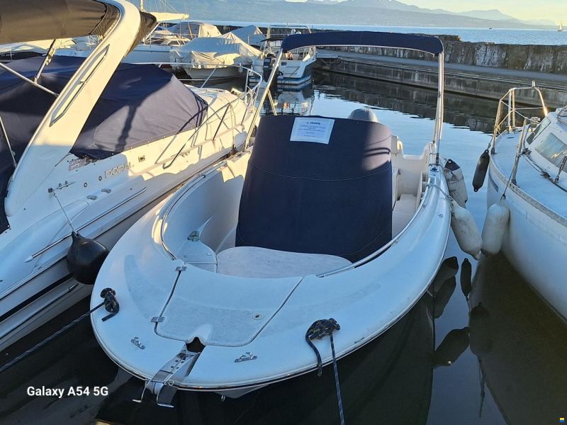 Jeanneau Cap Camarat 715 open