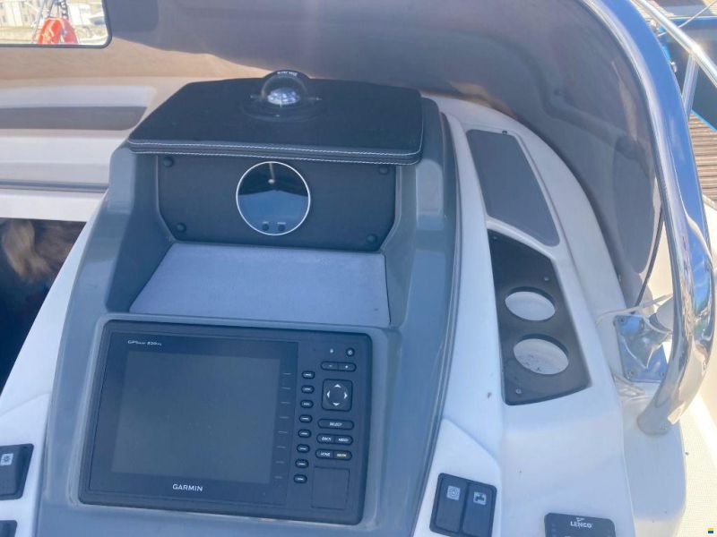 Karnic Powerboats LTD - Cipro Karnic 702