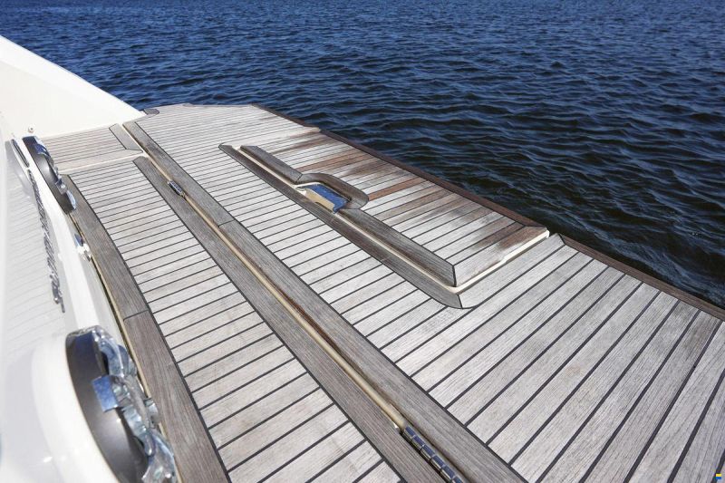 Sea Ray Sundancer 290
