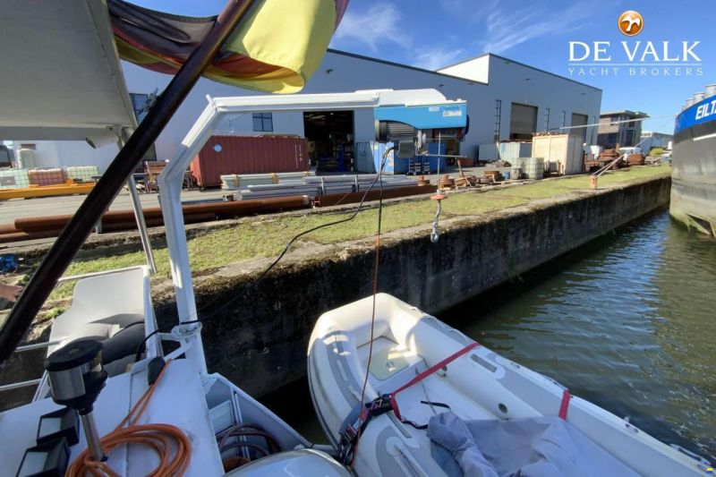 Luxe motor 22 m