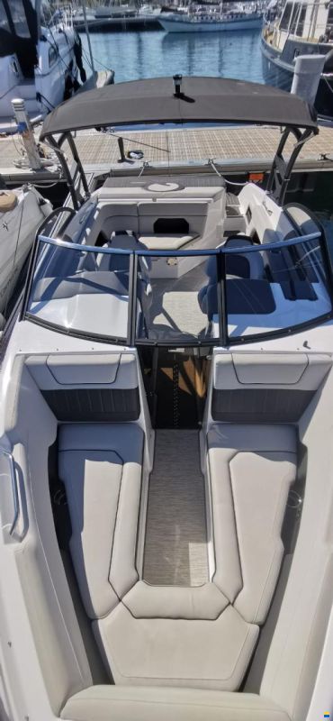 Rinker Q5 IO
