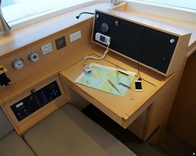 Lagoon 400 S2