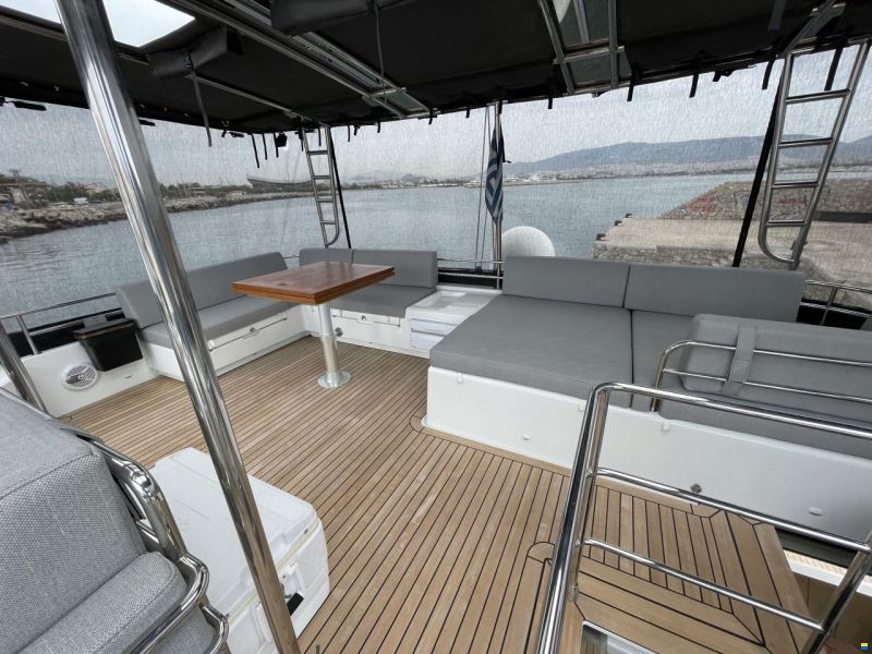Lagoon 560 S