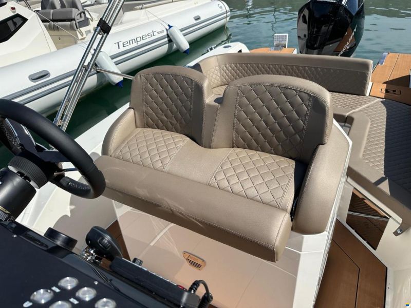 BSC B-1 + Mercury V8 300CV