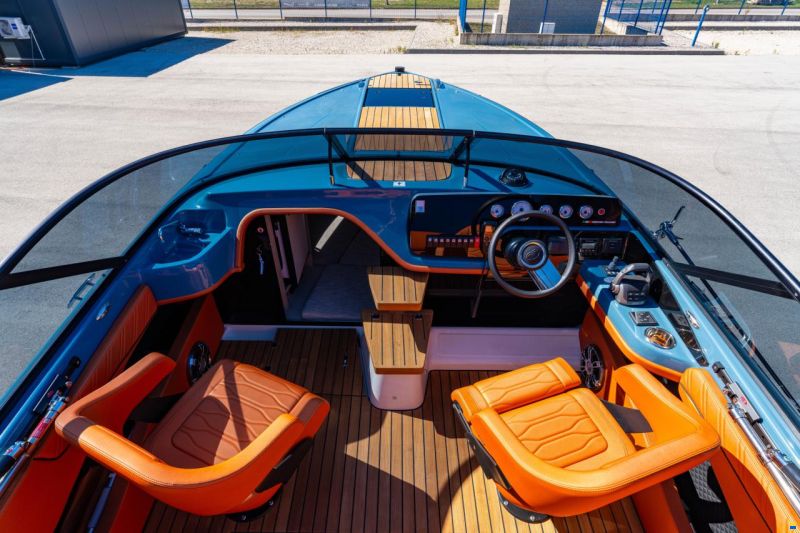 Cranchi E26 CLASSIC