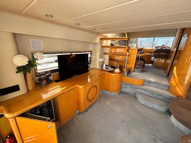 Fairline Squadron 62