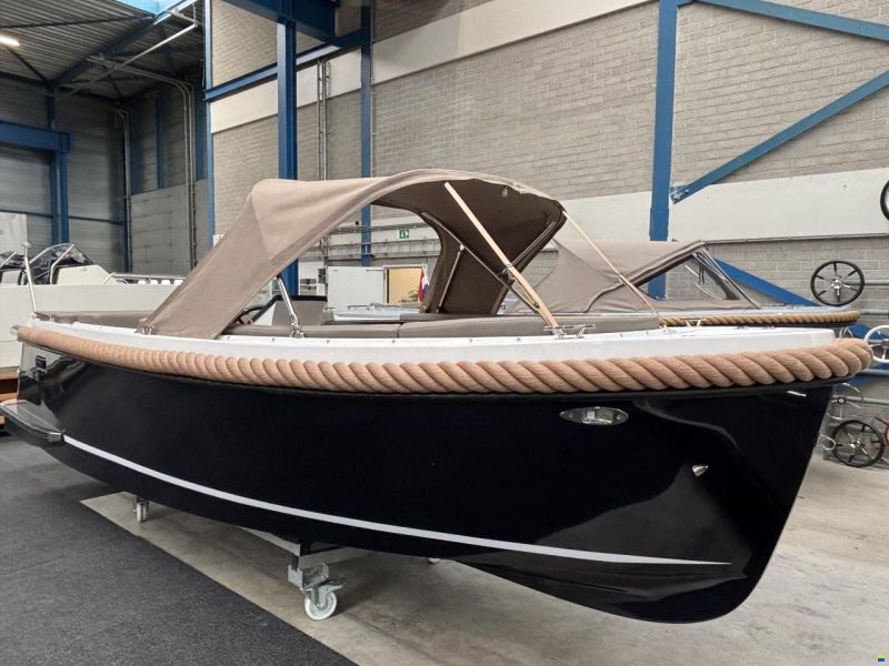 Maxima 600 Tender