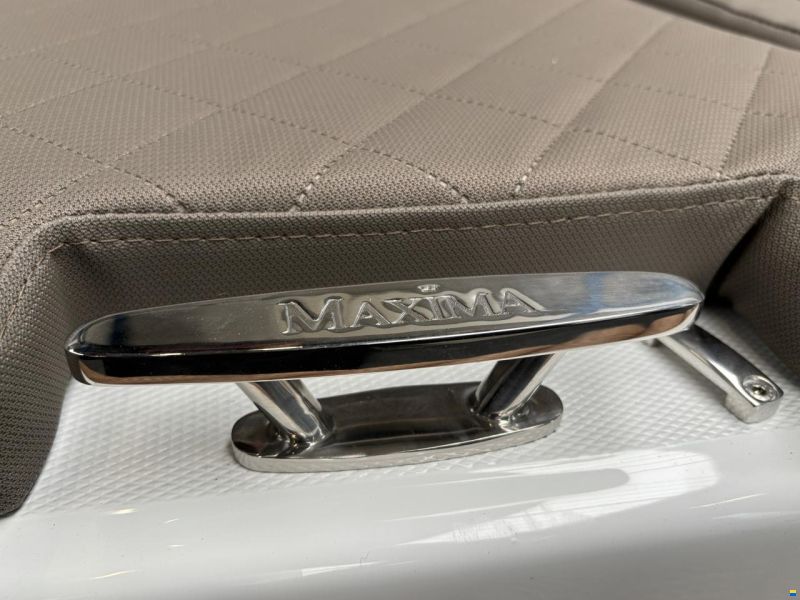 Maxima 600 Tender
