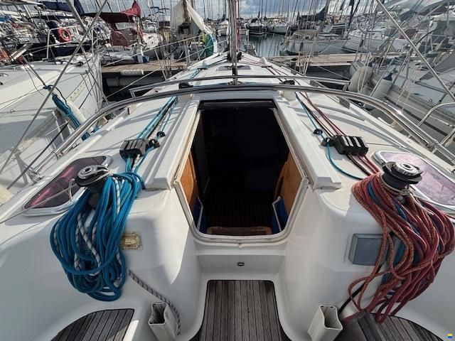 Dufour 365
