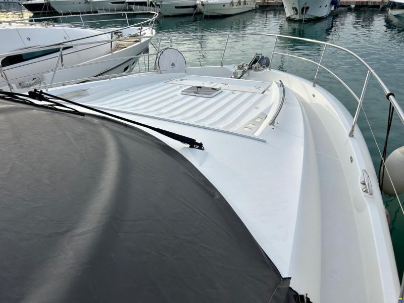 Prestige 550 Fly
