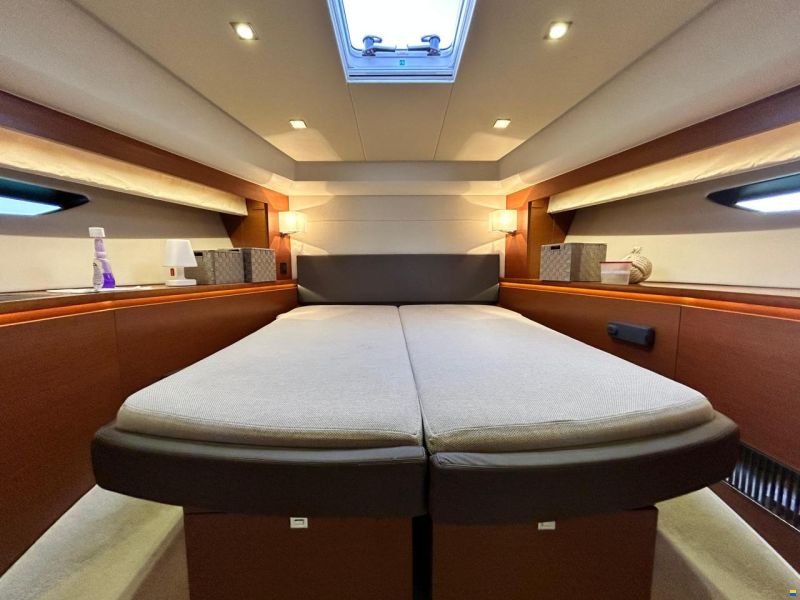 Prestige 550 Fly