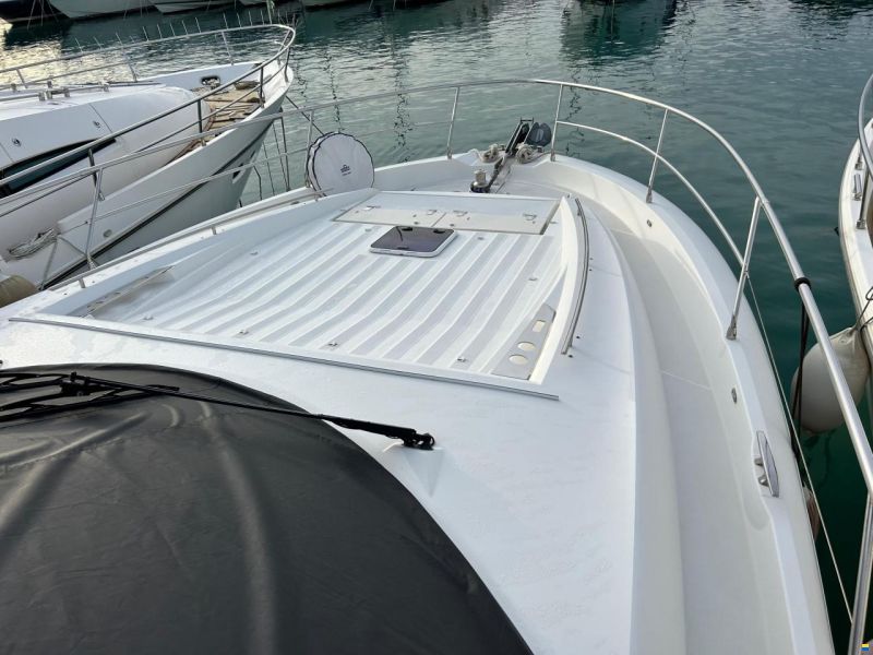 Prestige 550 Fly