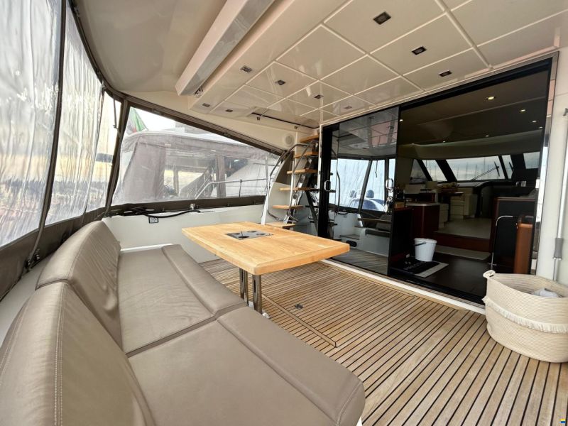 Prestige 550 Fly