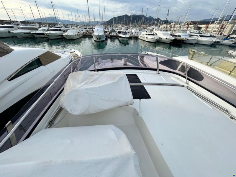 Prestige 550 Fly