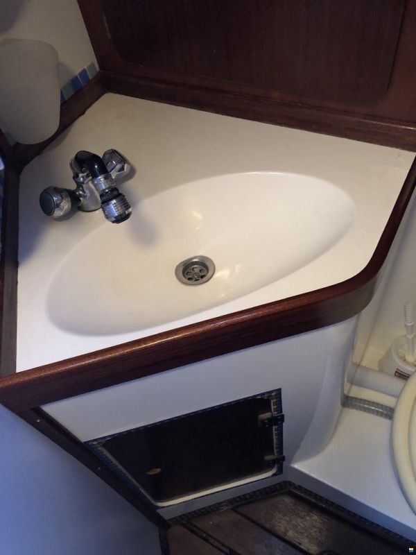 North Wind Brisa 35