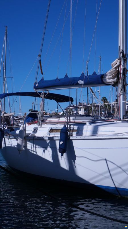 North Wind Brisa 35