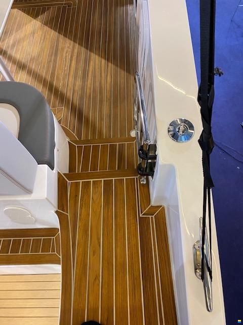 Saver BARCA SAVER 330 WA DI ESPOSIZIONE CON 2