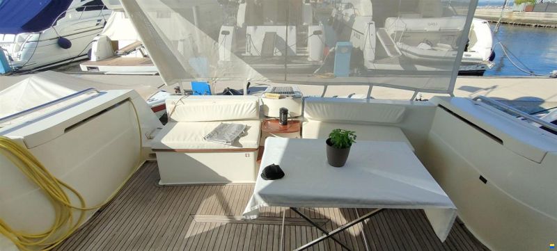 Ferretti 53