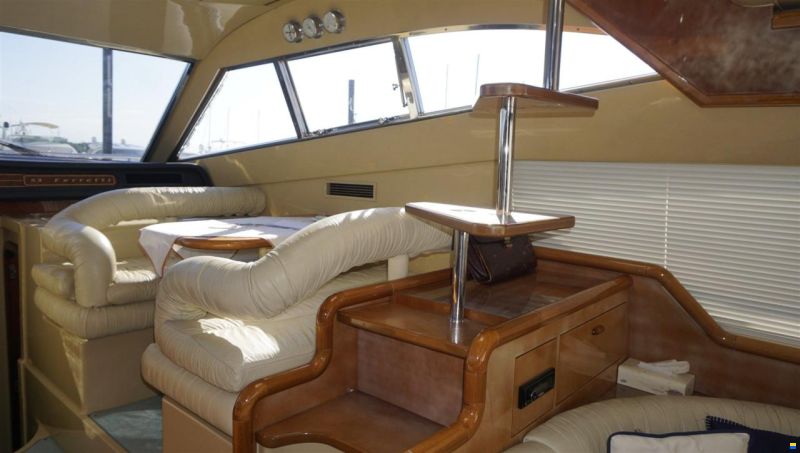 Ferretti 53
