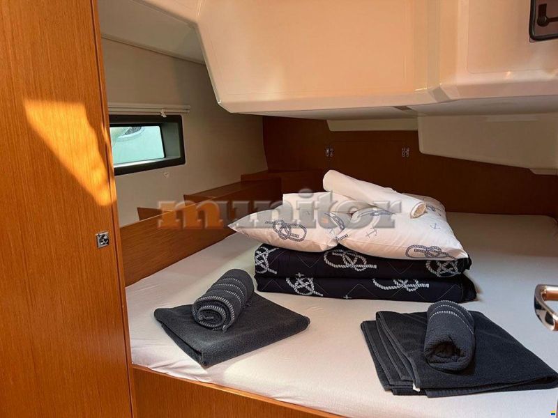 Bavaria C42
