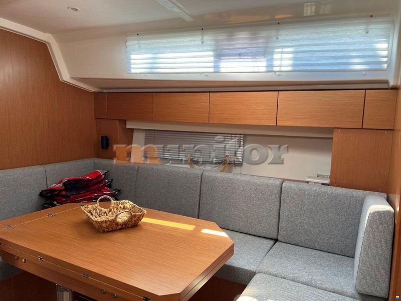 Bavaria C42