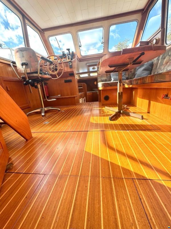 Pedro-Boat NL Skiron 35