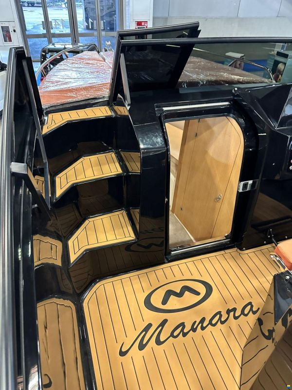 Manara 750 Pleasure