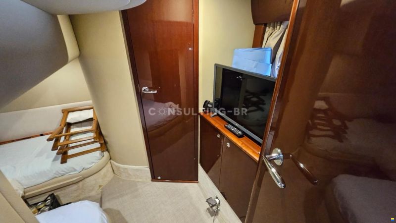 Princess V 48 HT
