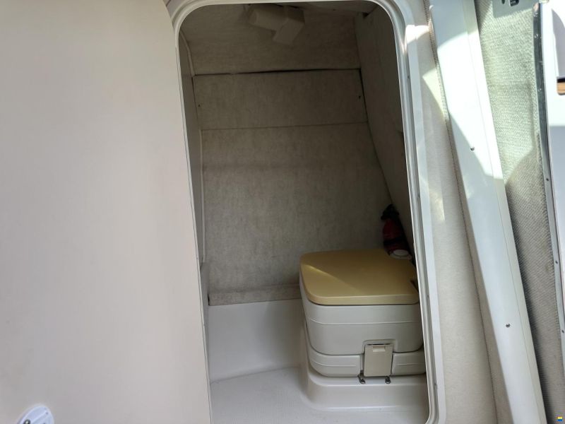 Sea Ray 260 Overnighter Signature